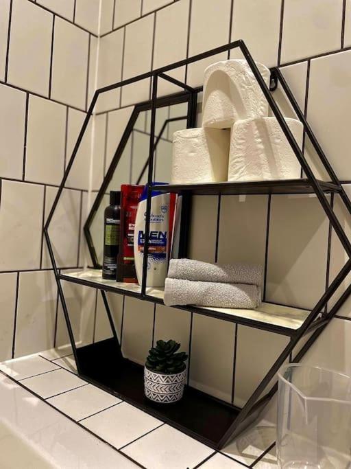 Cityzenretreat - Mezzanine Apartment Sleeps 4 Sheffield City Centre Exteriör bild