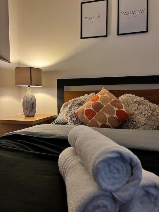 Cityzenretreat - Mezzanine Apartment Sleeps 4 Sheffield City Centre Exteriör bild