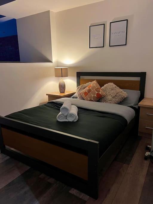 Cityzenretreat - Mezzanine Apartment Sleeps 4 Sheffield City Centre Exteriör bild